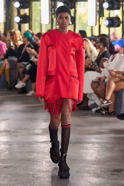 Look 38